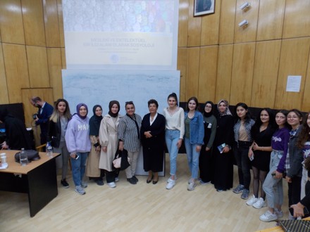 Mesleki ve entelektüel bir ilgi alanı olarak sosyoloji